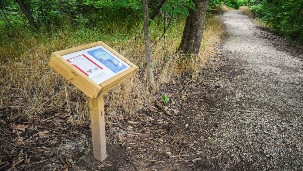 Stockton trails 16x9