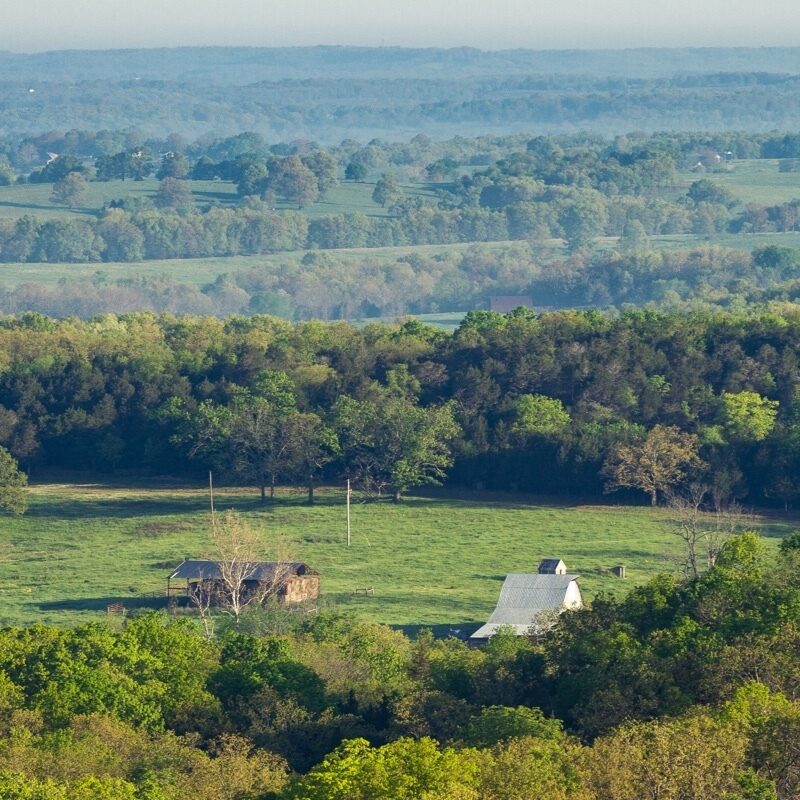 Rural hills barn callout 800x800